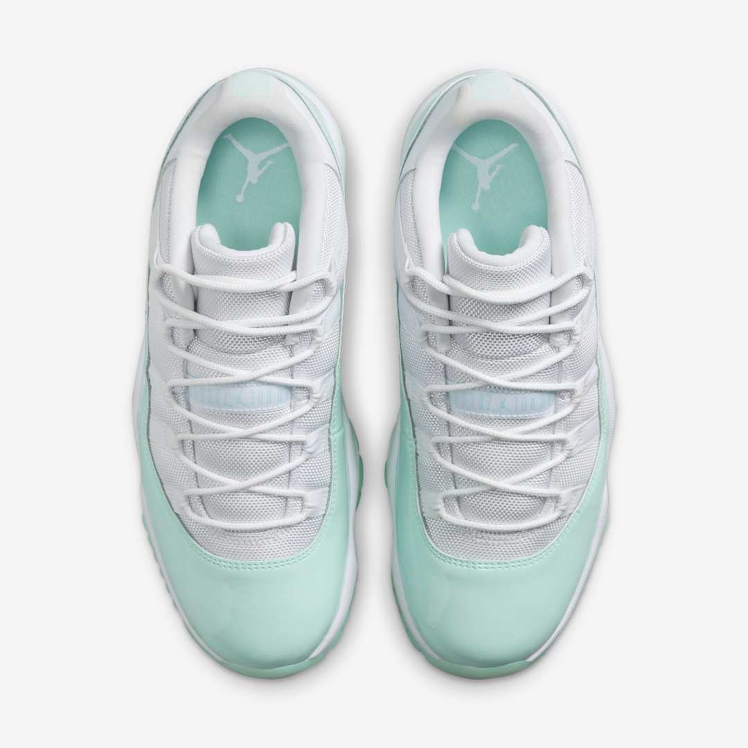 Air Jordan 11 Low WMNS "Igloo" AH7860-103